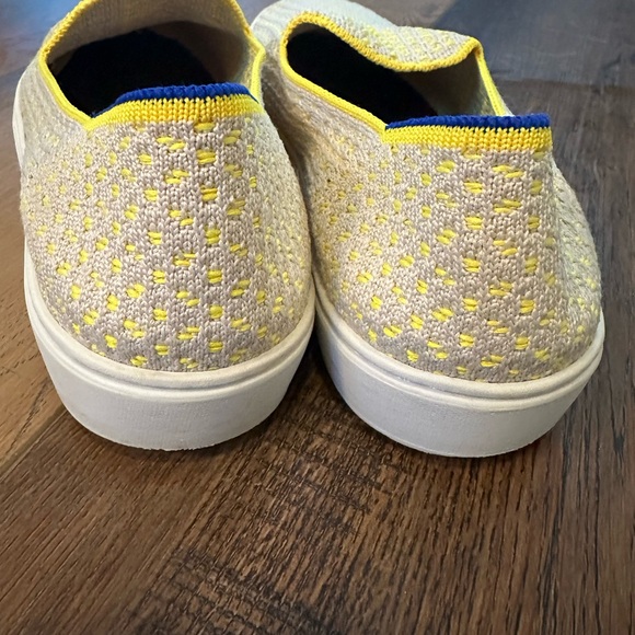 ROTHY'S The Sneaker Lemon Yellow Honeycomb RETIRED Sz 8.5 Washable Knit Slip On - Picture 5 of 10